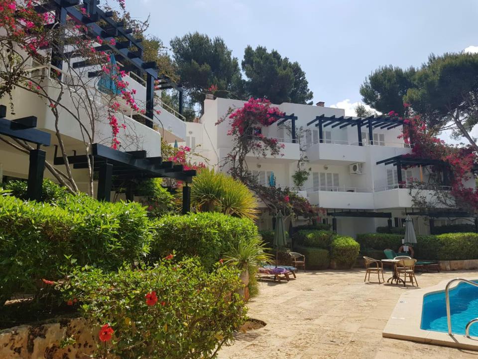 Apartamentos Los Tilos Peguera Exteriör bild